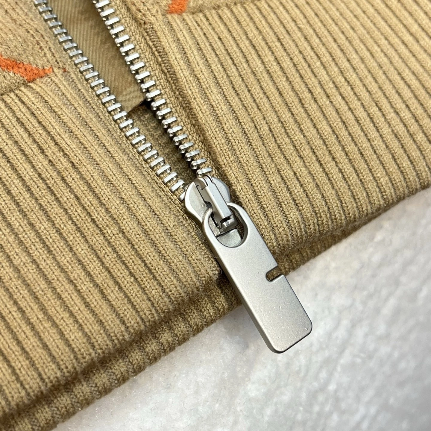 wg.luxury-- 2ur25rry wool item: E-F443J1518H